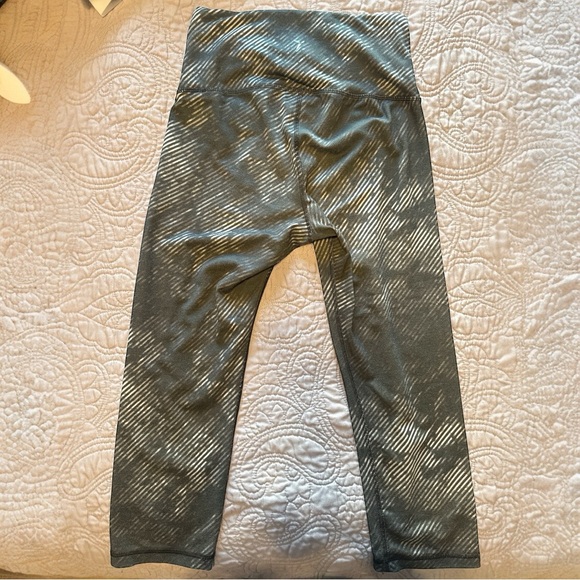 Old Navy| Active Wear Set| Women’s Size Small| Soft| Comfortable| Warm|7/8 Long - Picture 5 of 9